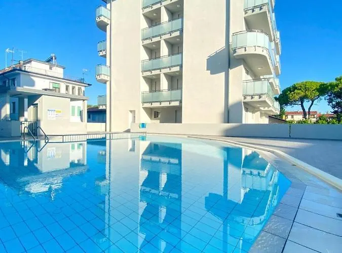 Residence Caorle Trilocale Con Piscina